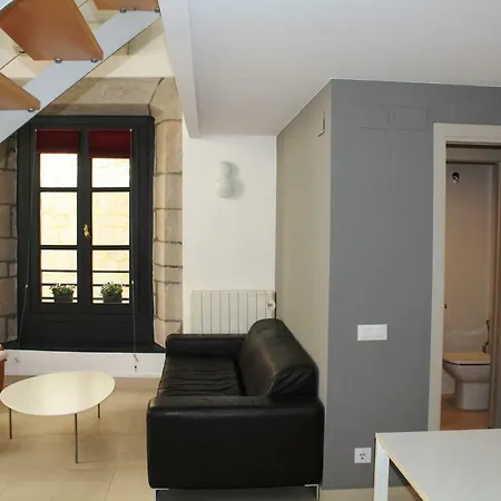 Cinc Balcons Жирона