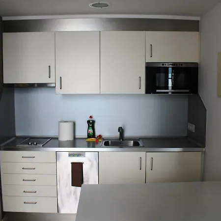 Cinc Balcons Жирона